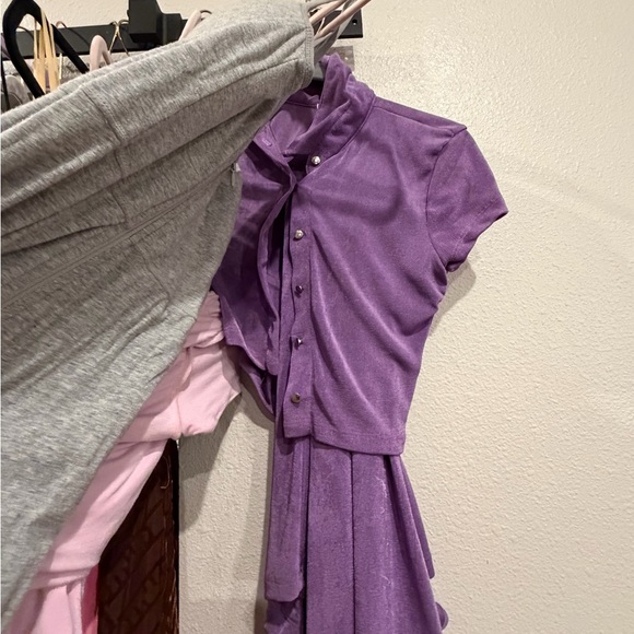 Women’s Clothing Bundle – XS / Small – 34 Pieces - Picture 3 of 14